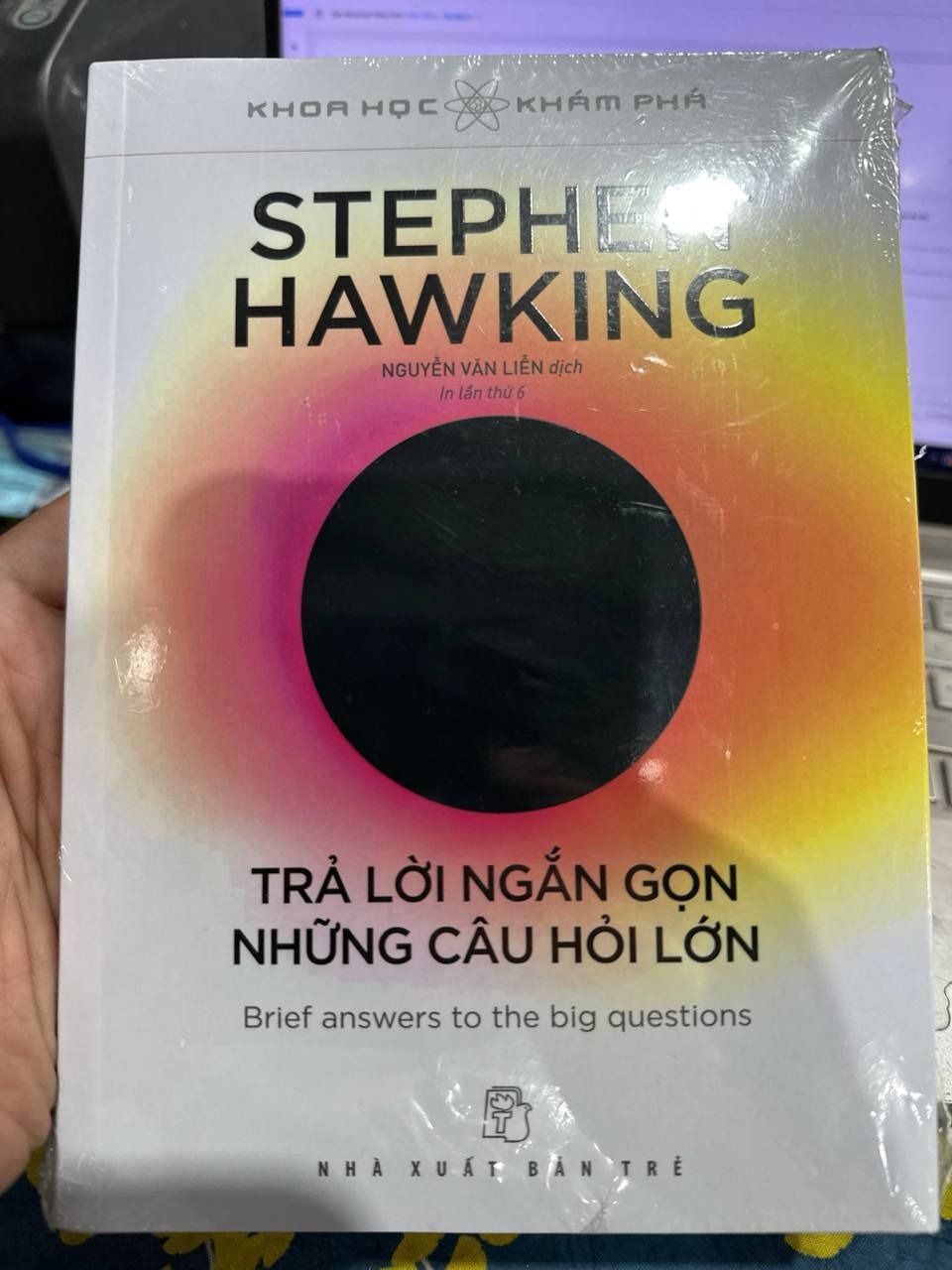 Stephen Hawking - Trả Lời Ngắn Gọn Những Câu Hỏi Lớn