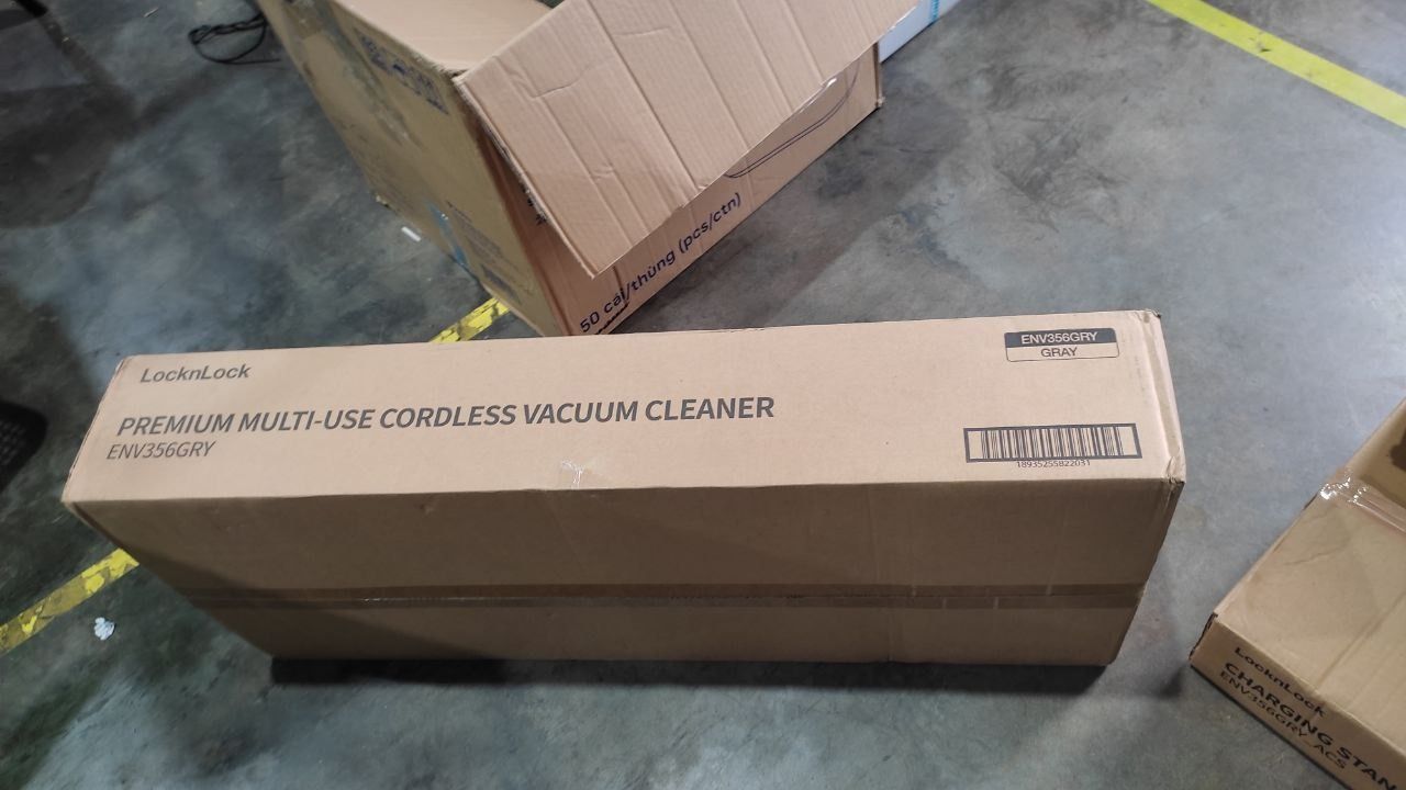 Máy hút bụi không dây Lock&lock ENV356GRY đa năng cầm tay 3 trong 1 (lau sàn, hút bụi, hút bụi giường nệm), động cơ BLDC - Hàng chính hãng - Máy hút bụi + giá đỡ
