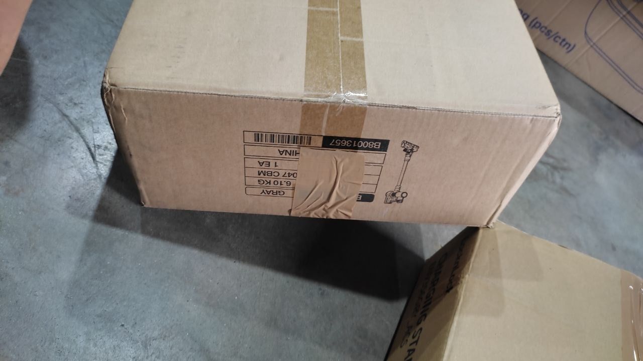 Máy hút bụi không dây Lock&lock ENV356GRY đa năng cầm tay 3 trong 1 (lau sàn, hút bụi, hút bụi giường nệm), động cơ BLDC - Hàng chính hãng - Máy hút bụi + giá đỡ