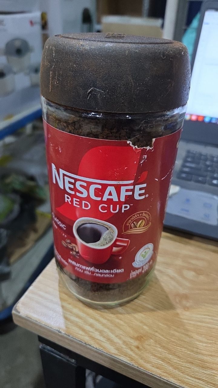 Cà phê hòa tan kết hợp rang xay NESCAFÉ RED CUP 200g