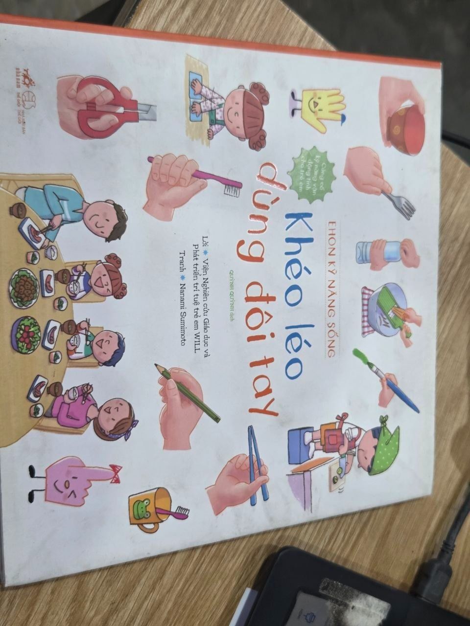 Sách Ehon Kỹ Năng Sống - Khéo Léo Dùng Đôi Tay
