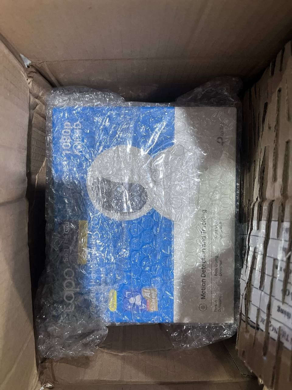 Camera Wi-Fi TP-Link Tapo C200 1080P (2MP) An Ninh Gia Đình Có Thể Điều Chỉnh Hướng - Hàng Chính Hãng