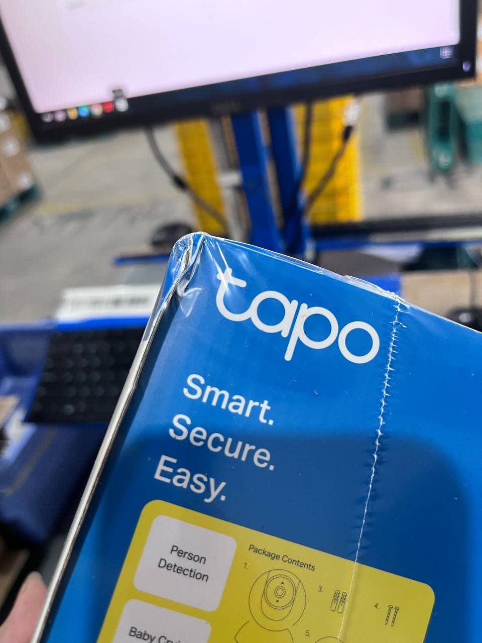 Camera Wi-Fi TP-Link Tapo C200 1080P (2MP) An Ninh Gia Đình Có Thể Điều Chỉnh Hướng - Hàng Chính Hãng
