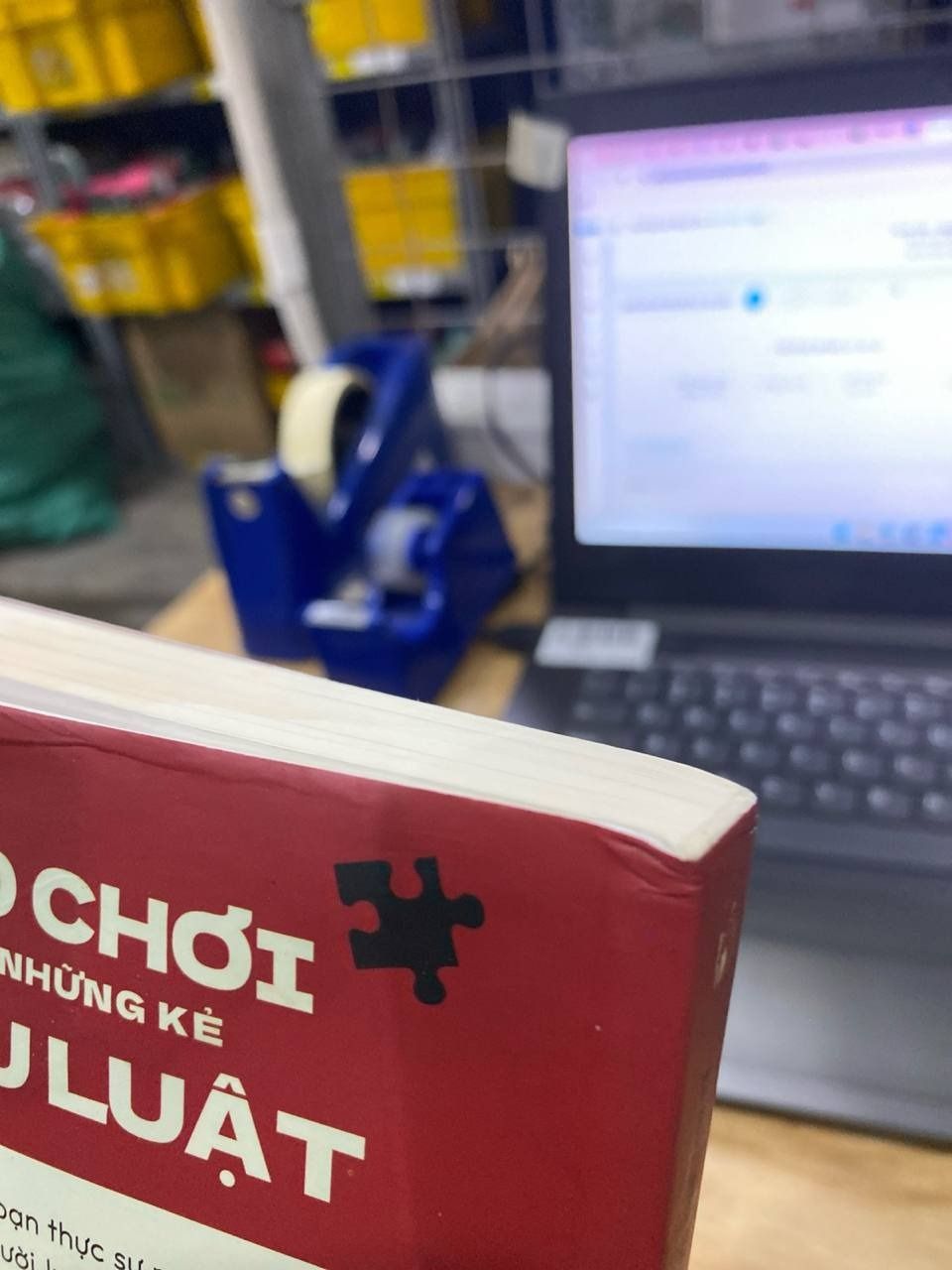 Sách Trò Chơi Của Những Kẻ Hiểu Luật