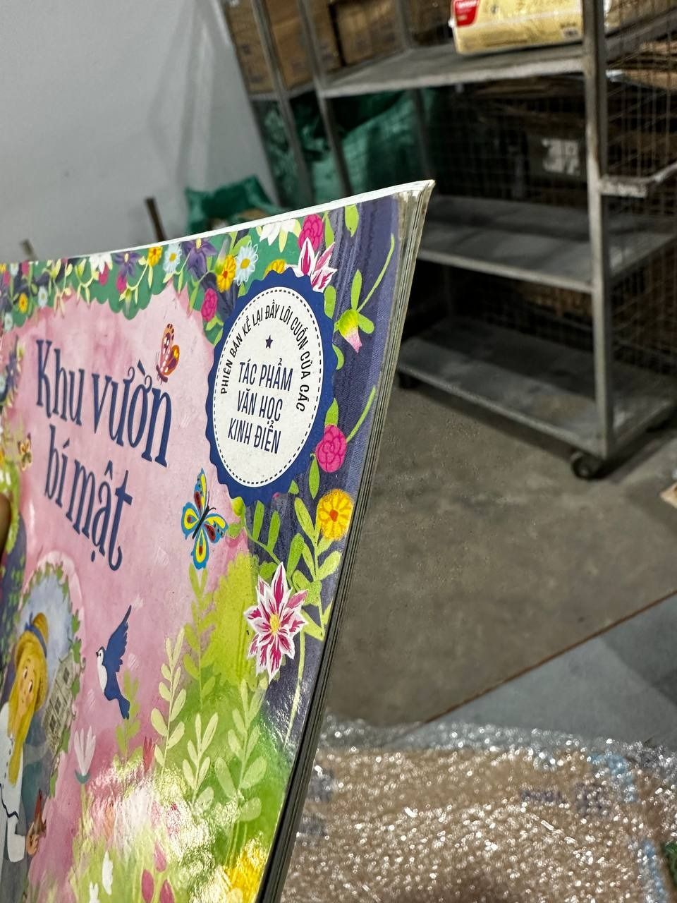 Khu Vườn Bí Mật - Phiên Bản Kể Lại Đầy Lôi Cuốn Của Các Tác Phẩm Văn Học Kinh Điển