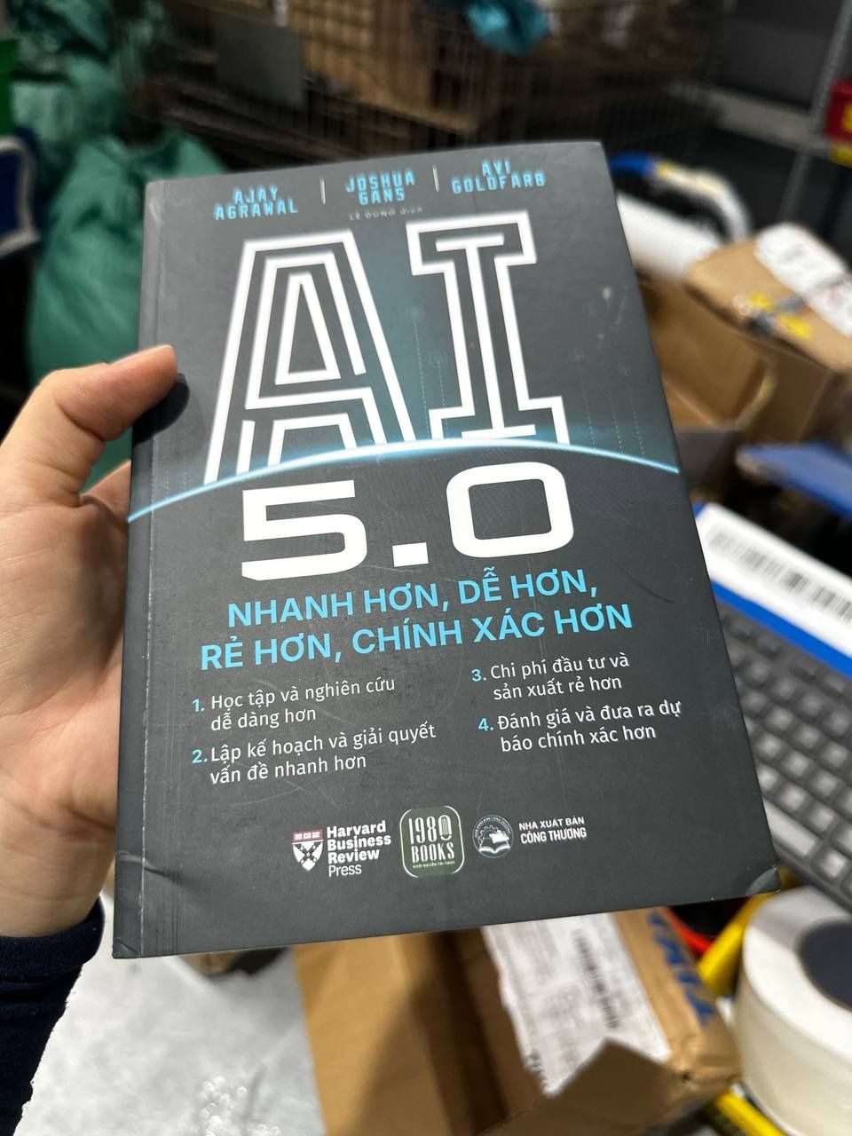 Combo 4 cuốn: ChatGPT + ChatGPT thực chiến + AI 5.0 + AI Công cụ nâng cao hiệu suất