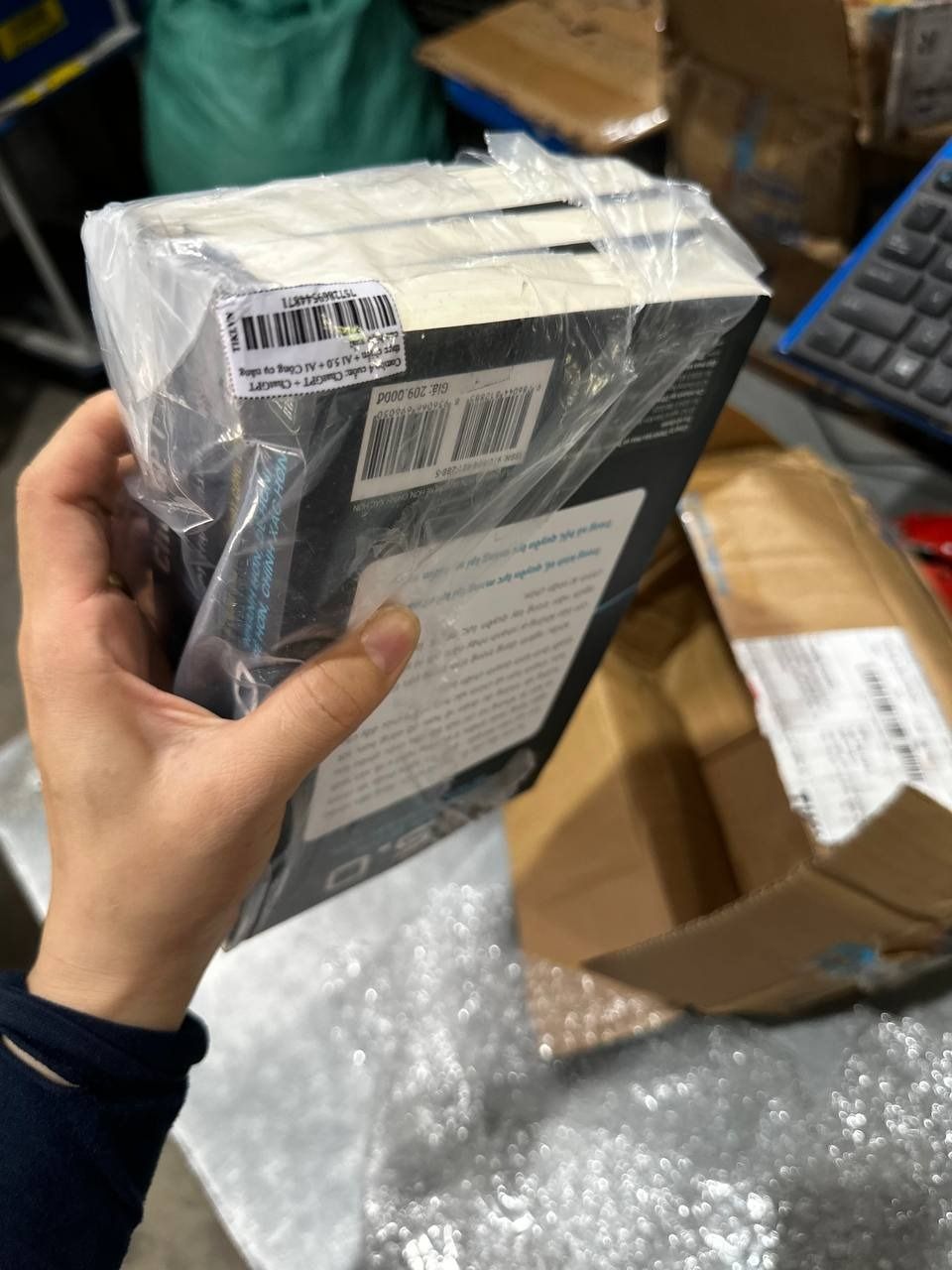 Combo 4 cuốn: ChatGPT + ChatGPT thực chiến + AI 5.0 + AI Công cụ nâng cao hiệu suất