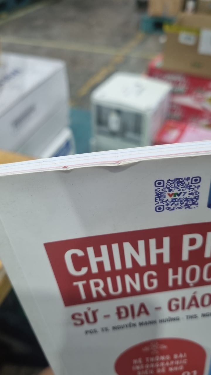 Chinh Phục Kỳ Thi Trung Học Phổ Thông Quốc Gia: Sử -  Địa - GDCD