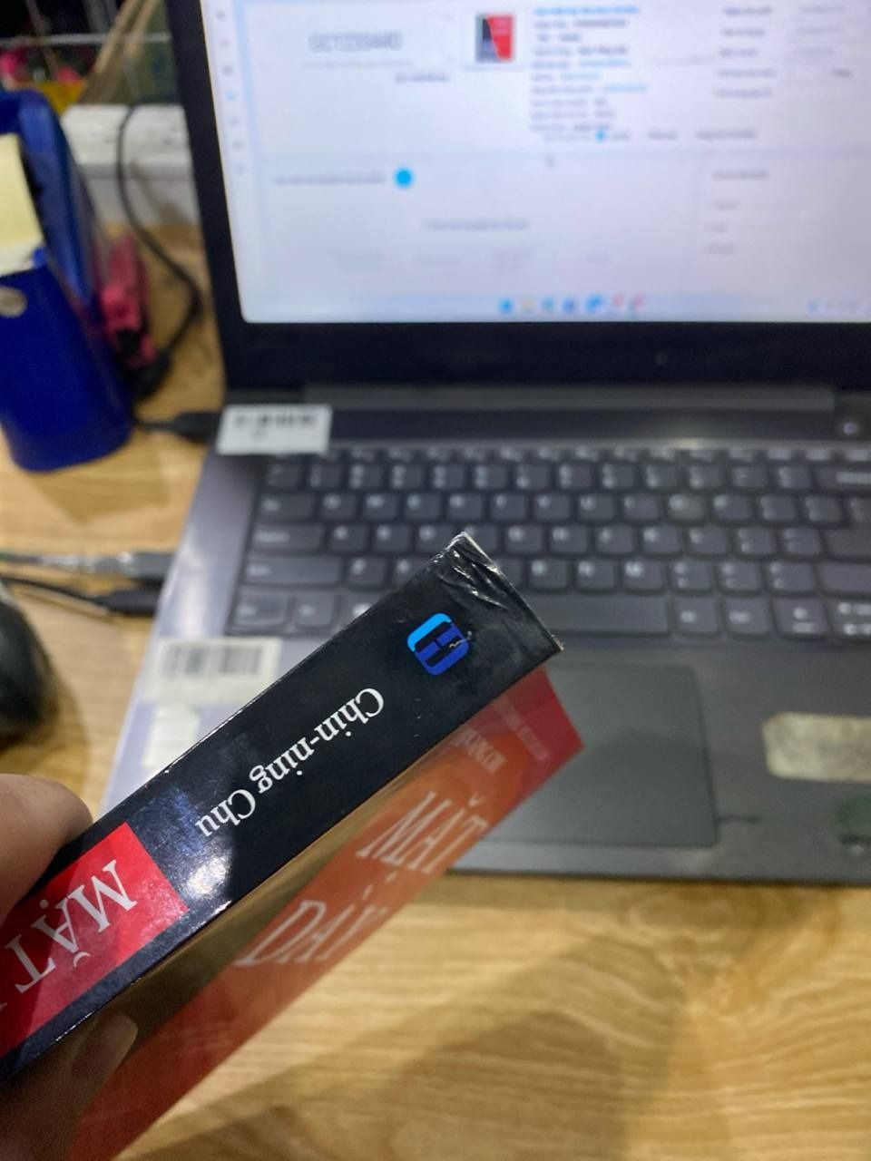 Sách Mặt Dày Tâm Đen (Tái Bản)