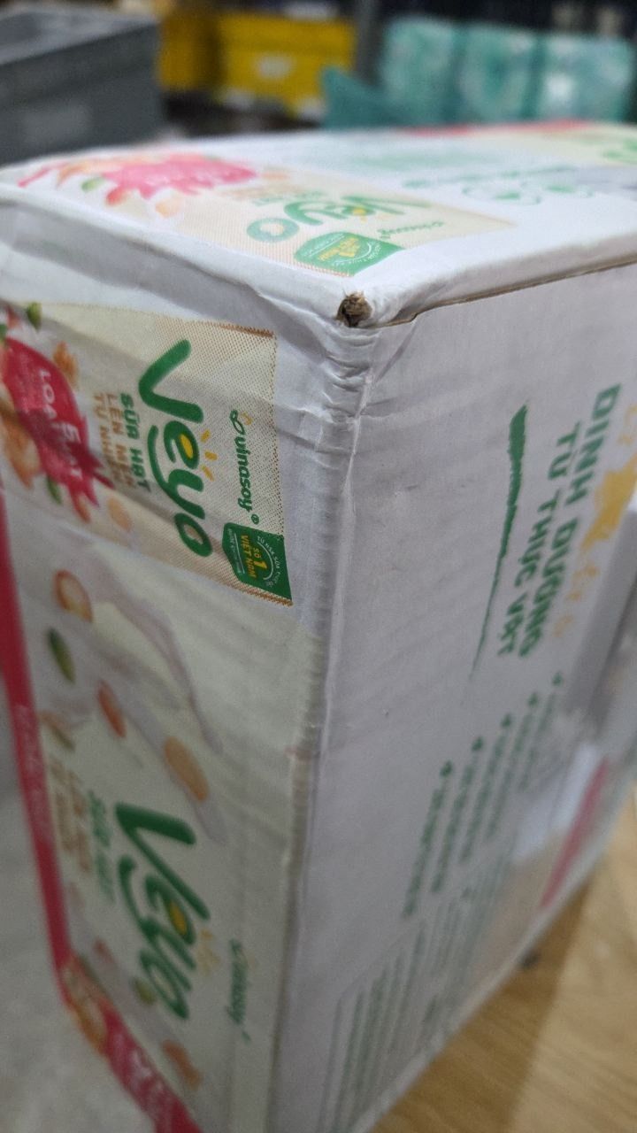 Thùng Veyo Sữa hạt lên men tự nhiên Vị Dâu Nhật (30hộp x 180ml)