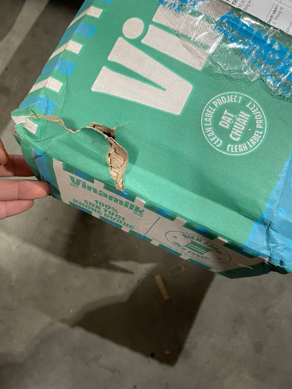 Thùng 48 Bịch Sữa Tươi Tiệt Trùng Vinamilk 100% Không Đường (220ml)