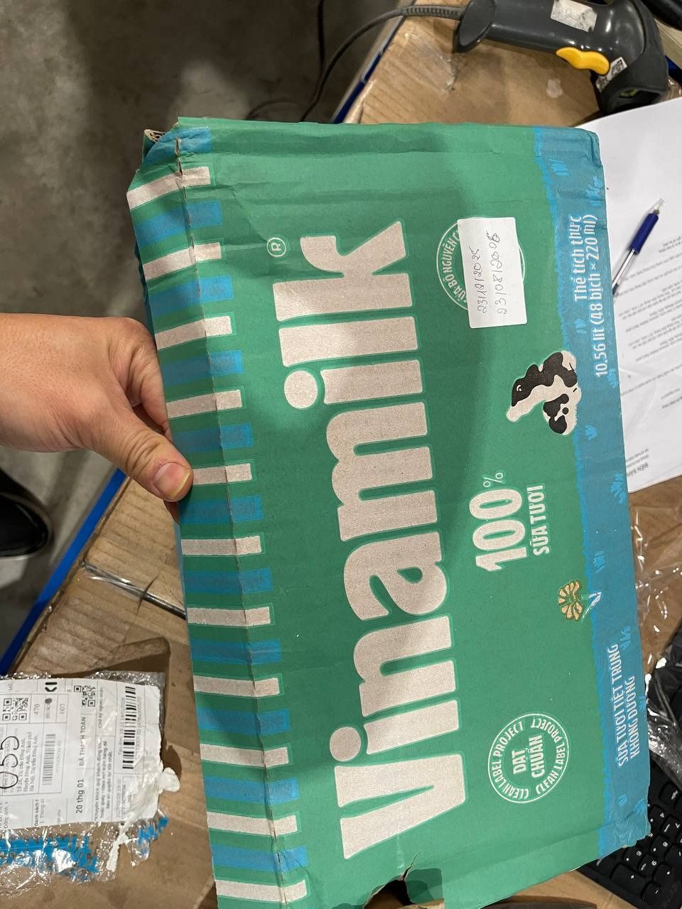 Thùng 48 Bịch Sữa Tươi Tiệt Trùng Vinamilk 100% Không Đường (220ml)