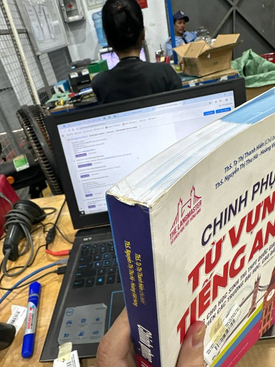 The Langmaster - Chinh Phục Từ Vựng Tiếng Anh (Dùng Cho Học Sinh Thi THPT Quốc Gia Và Sinh Viên Các Trường ĐH, CĐ)(Tái Bản 2020)