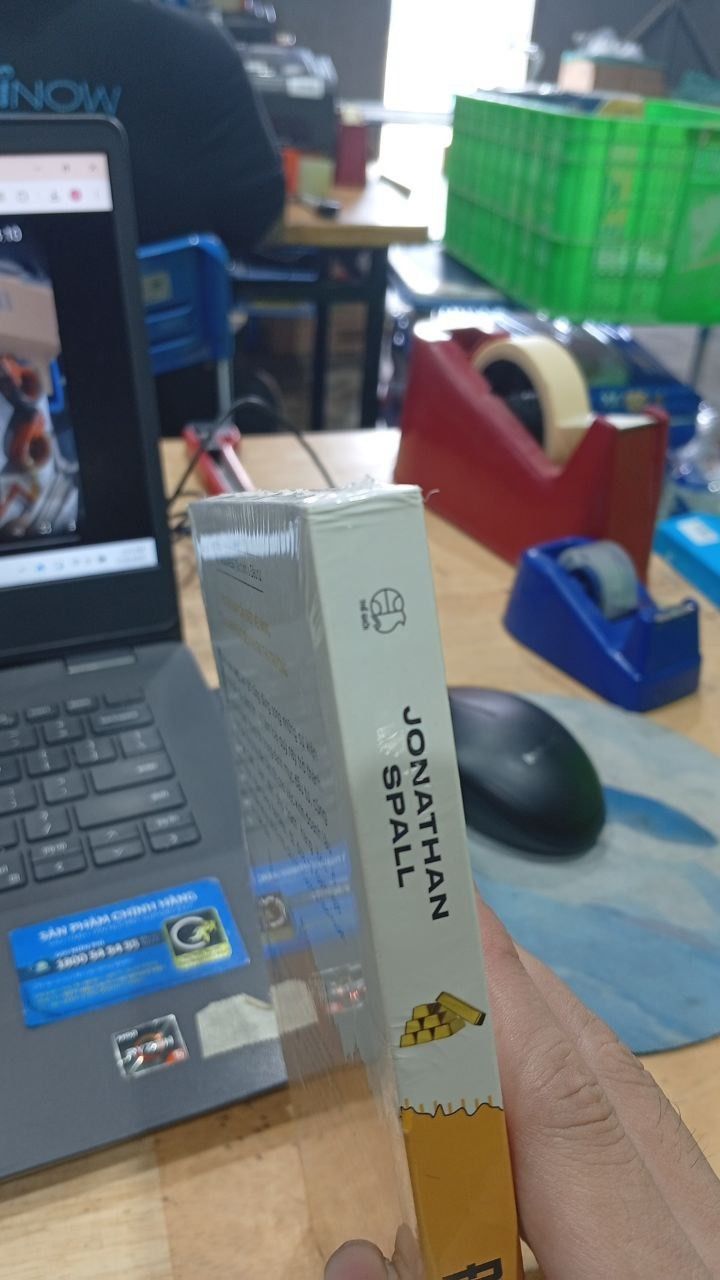 Đầu Tư Vào Vàng - Khoản Đầu Tư Tuyệt Đối An Toàn Thiết Yếu Cho Mỗi Danh Mục Đầu Tư (Jonathan Spall)