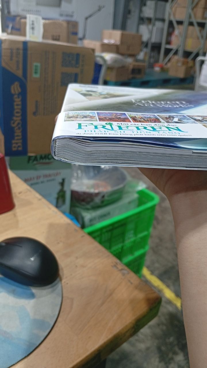 Frieren Beyond Journey's End Art Works: Tuyển Tập Tranh Frieren - Pháp Sư Tiễn Táng - Tập 1