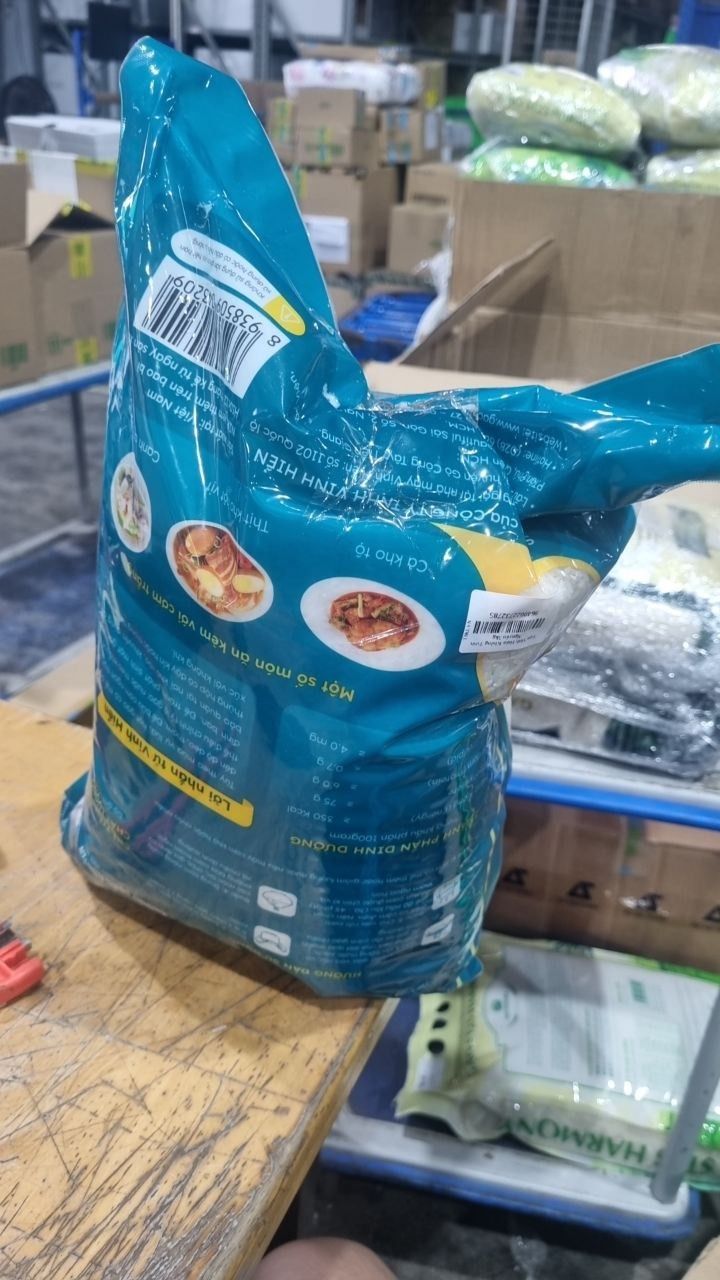 Gạo Vinh Hiển Khổng Tước Nguyên 5kg