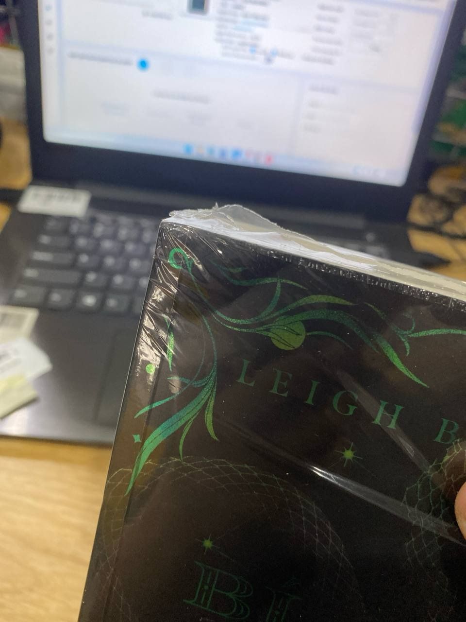 Sách Bí Hội Thứ Chín - Ninth House