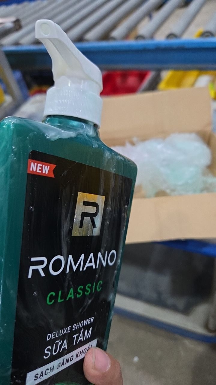 Sữa Tắm Romano Classic 650g