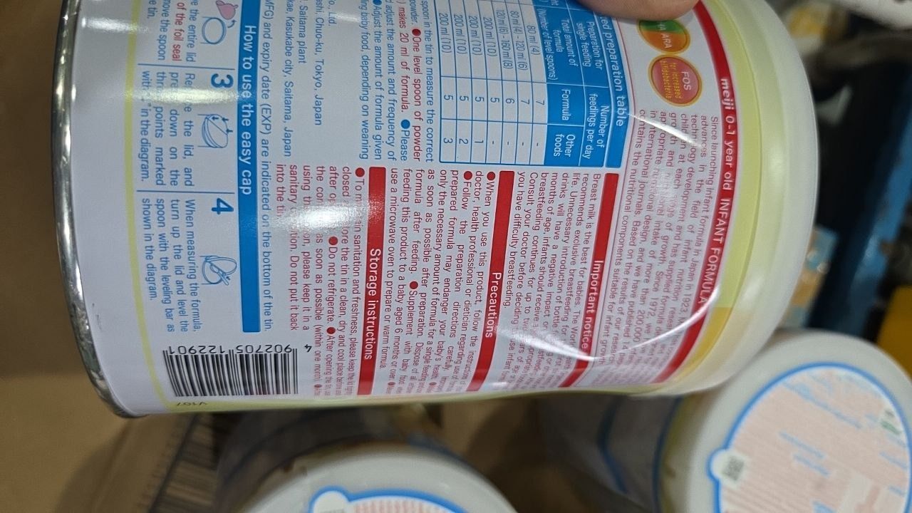 Thùng 8 Lon sữa Meiji Infant Formula 800g (Cho trẻ từ 0-1 tuổi)