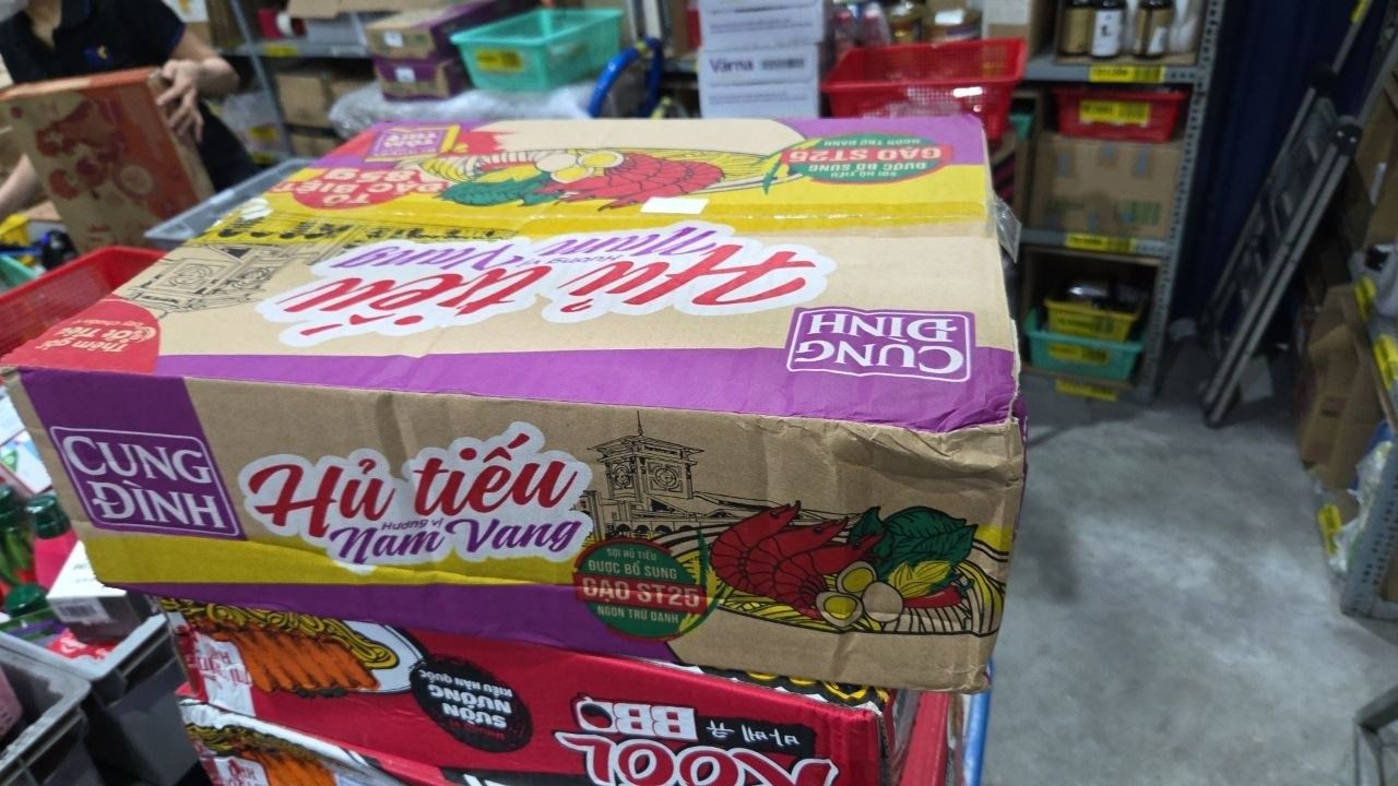 Thùng 30 gói Hủ Tiếu Nam Vang Cung Đình (85g x 30 gói)