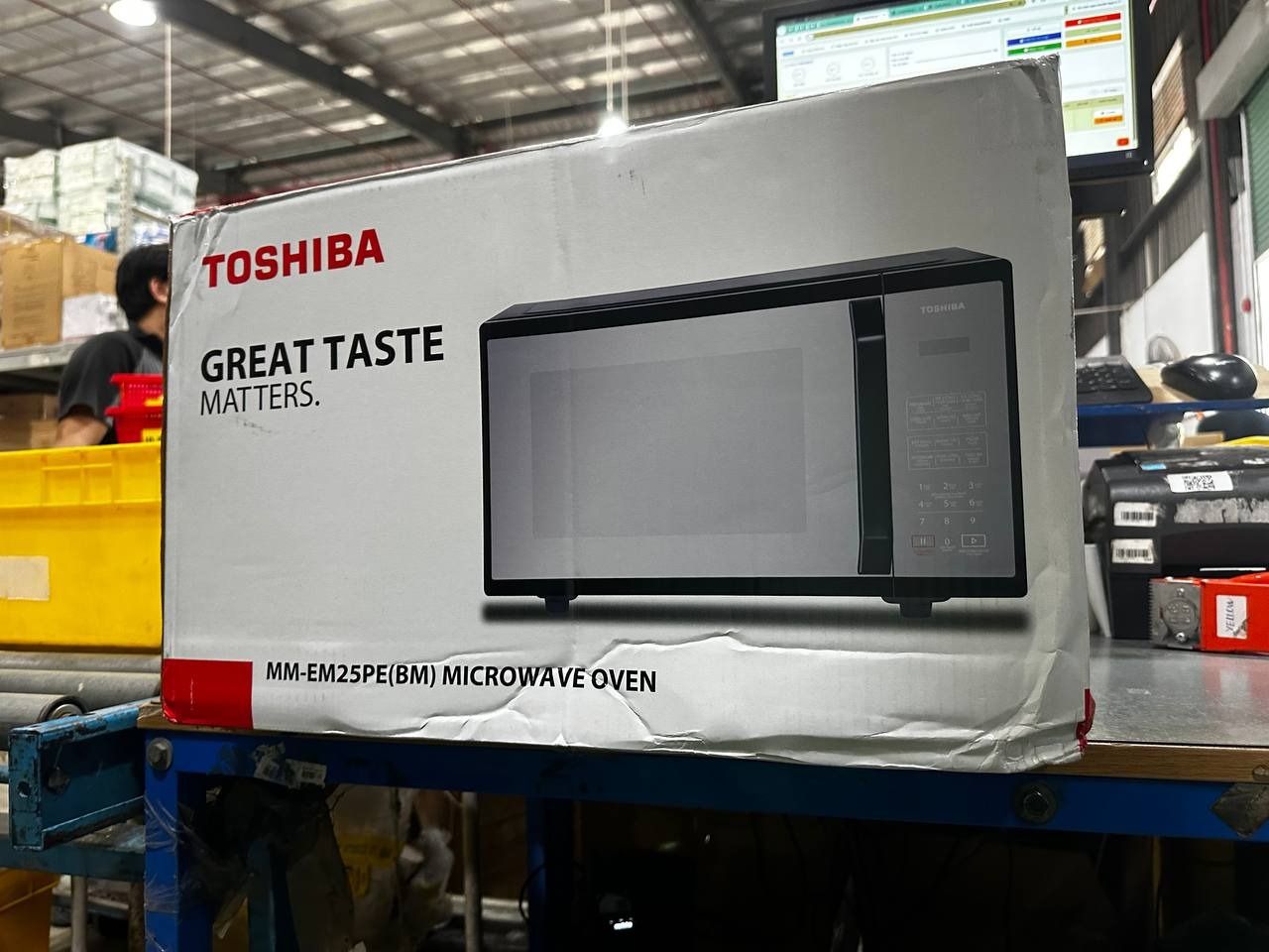 Lò vi sóng Toshiba MM-EM25PE(BM) 25 lít - Hàng Chính Hãng