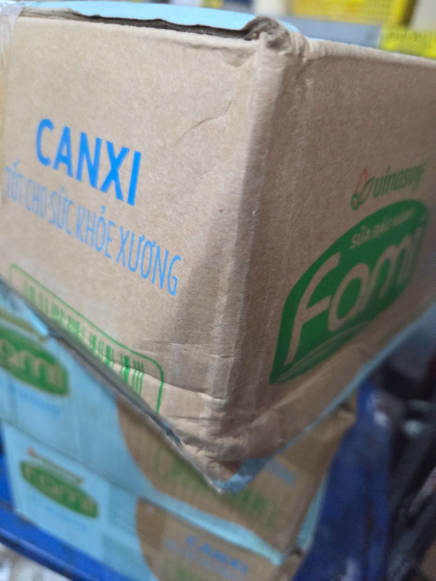 Thùng Sữa đậu nành Vinasoy Fami Canxi ít đường (200ml x 40 bịch)