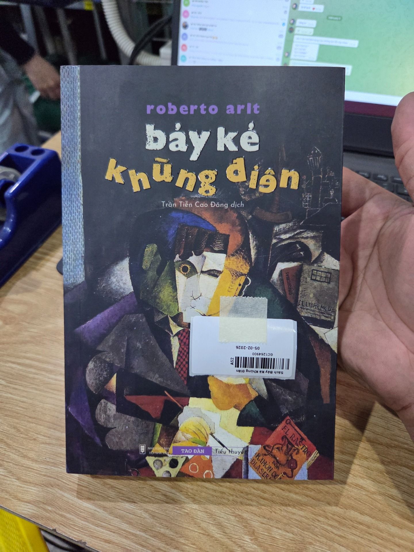 Sách Bảy Kẻ Khùng Điên