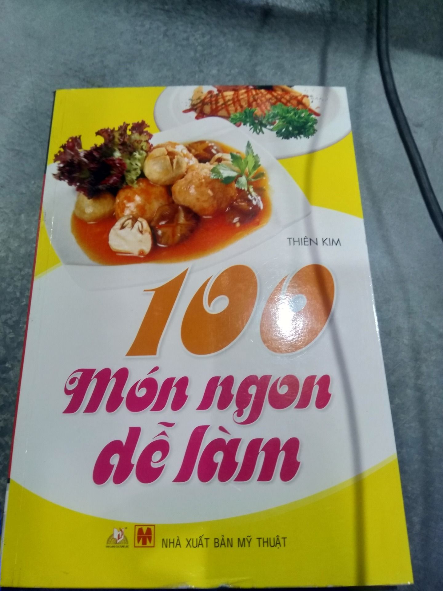 Sách 100 Món Ngon Dễ Làm