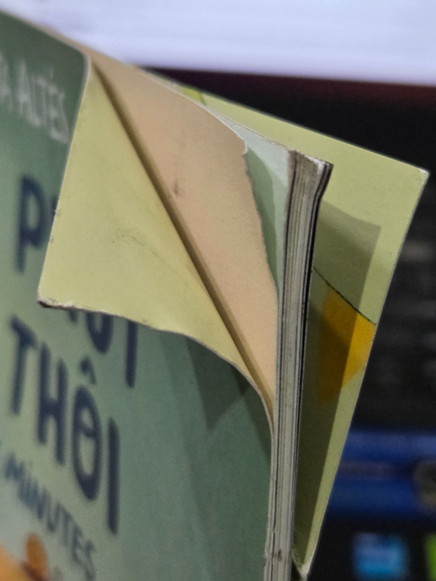 Sách Năm Phút Nữa Thôi