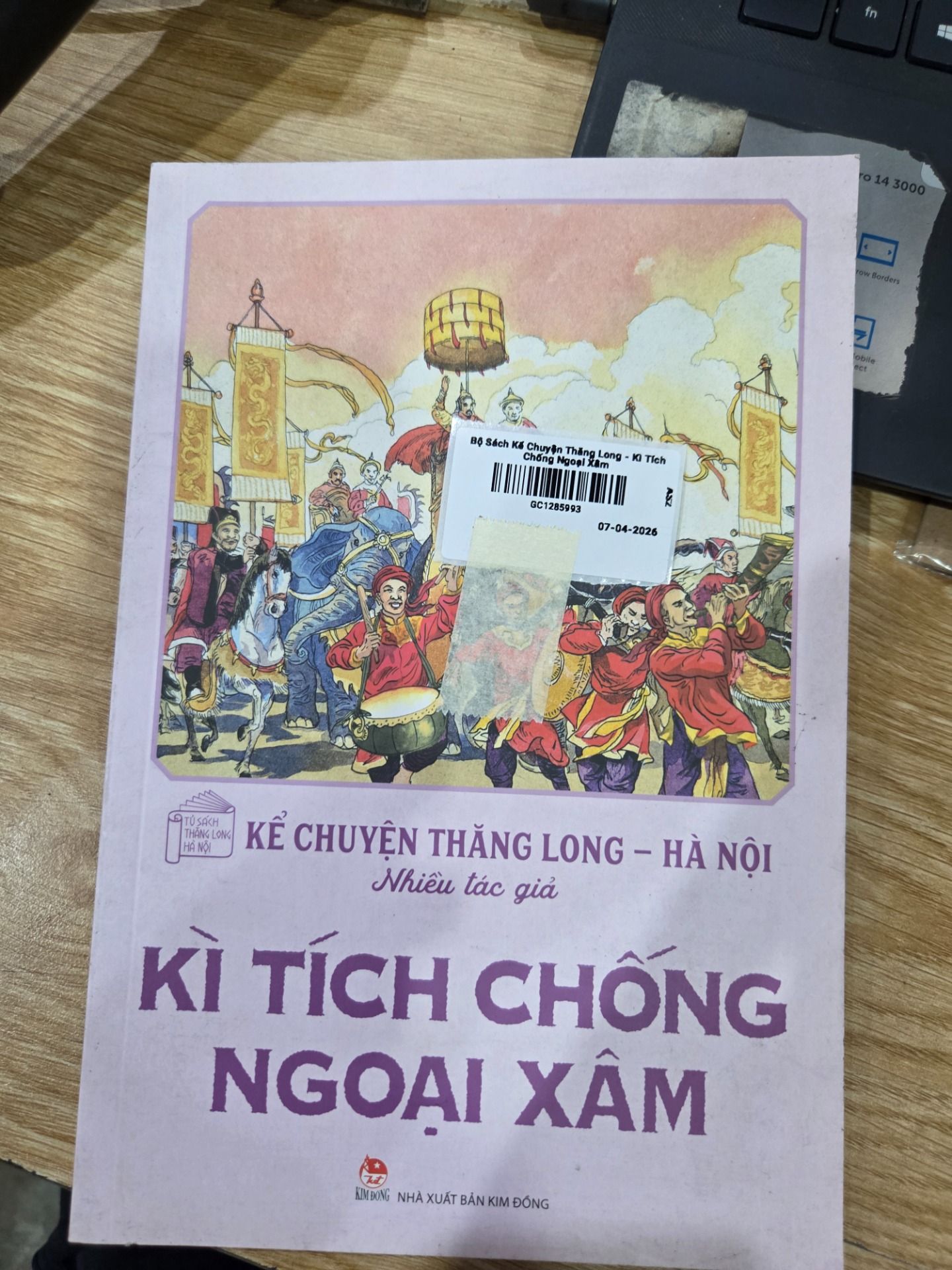 Bộ Sách Kể Chuyện Thăng Long - Kì Tích Chống Ngoại Xâm