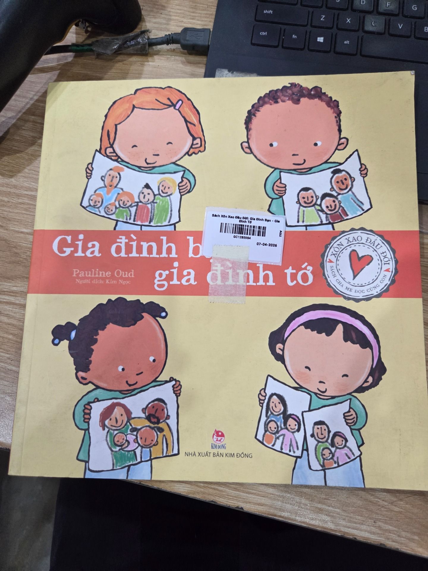 Sách Xôn Xao Đầu Đời: Gia Đình Bạn - Gia Đình Tớ