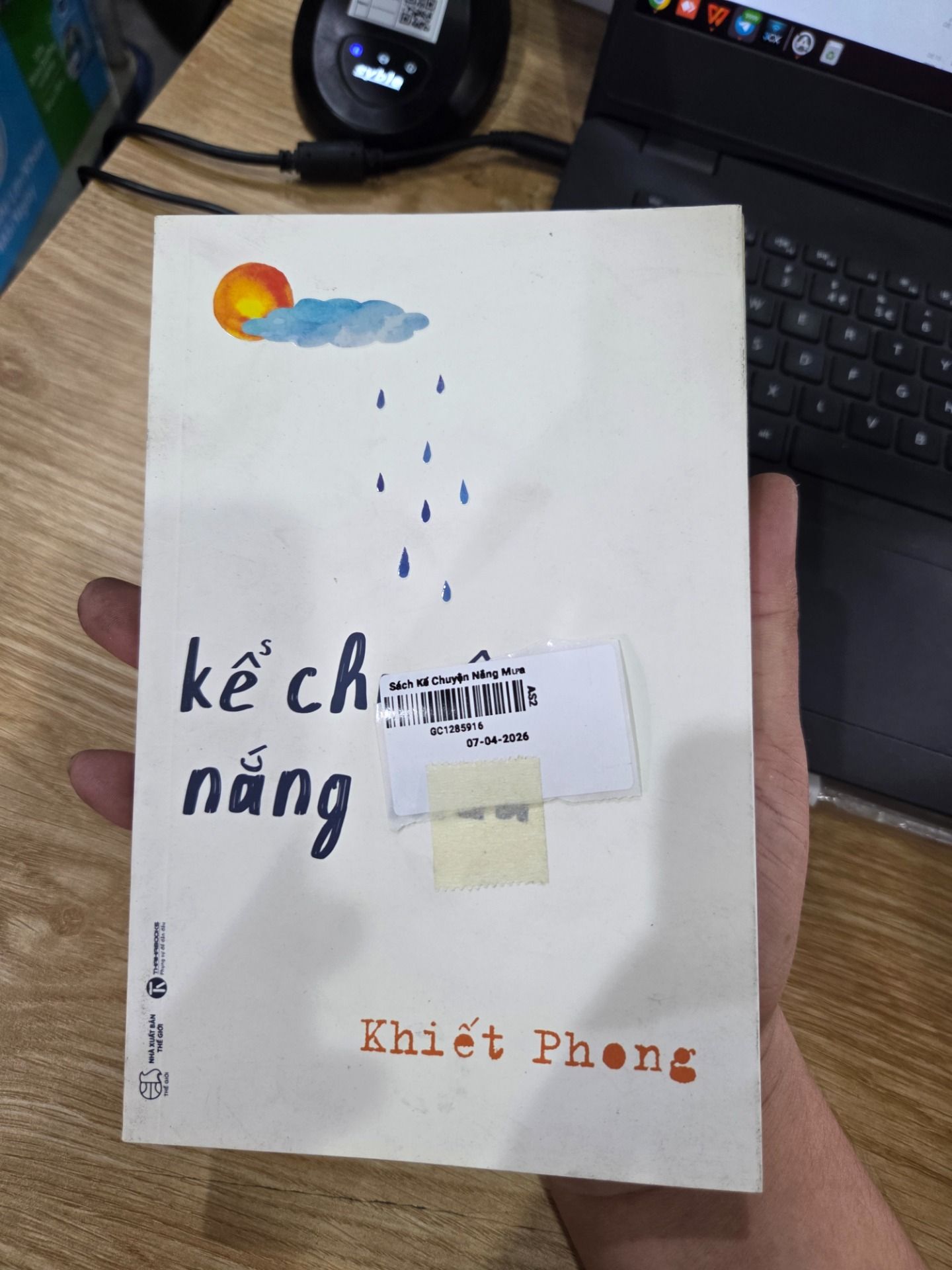 Sách Kể Chuyện Nắng Mưa