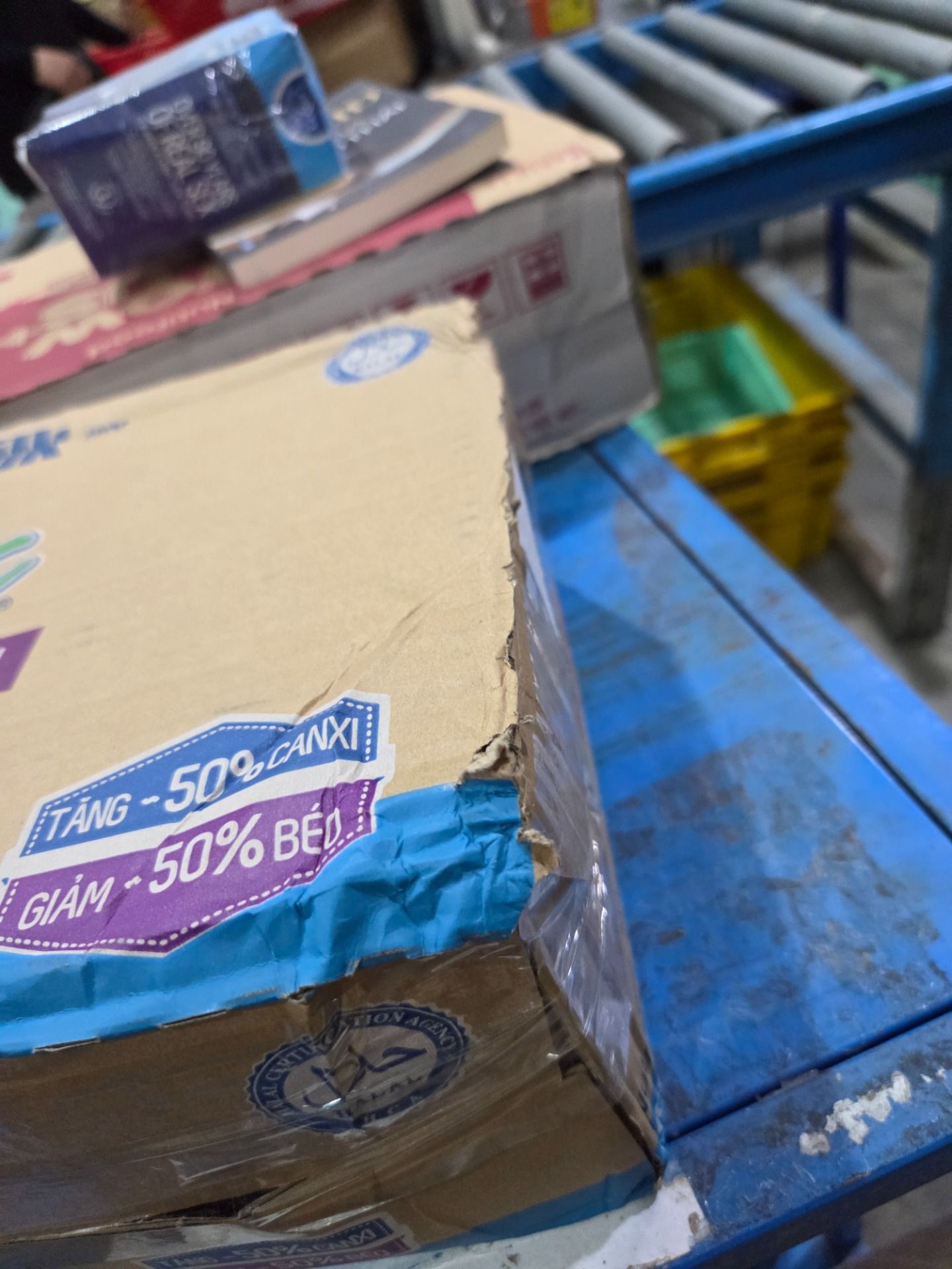 Thùng 48 Hộp Sữa tiệt trùng Vinamilk Flex không Lactose 180ml