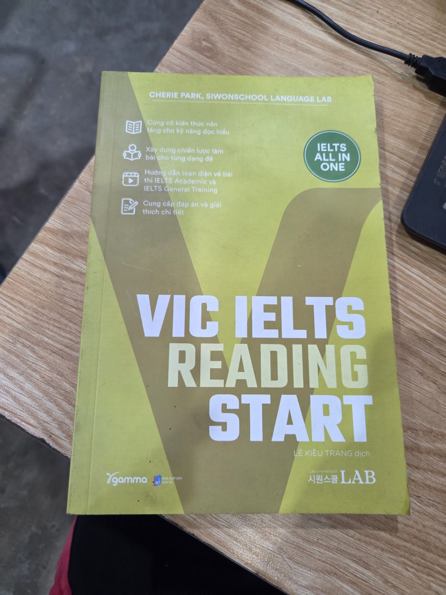 Sách Vic Ielts Reading Start - 2022