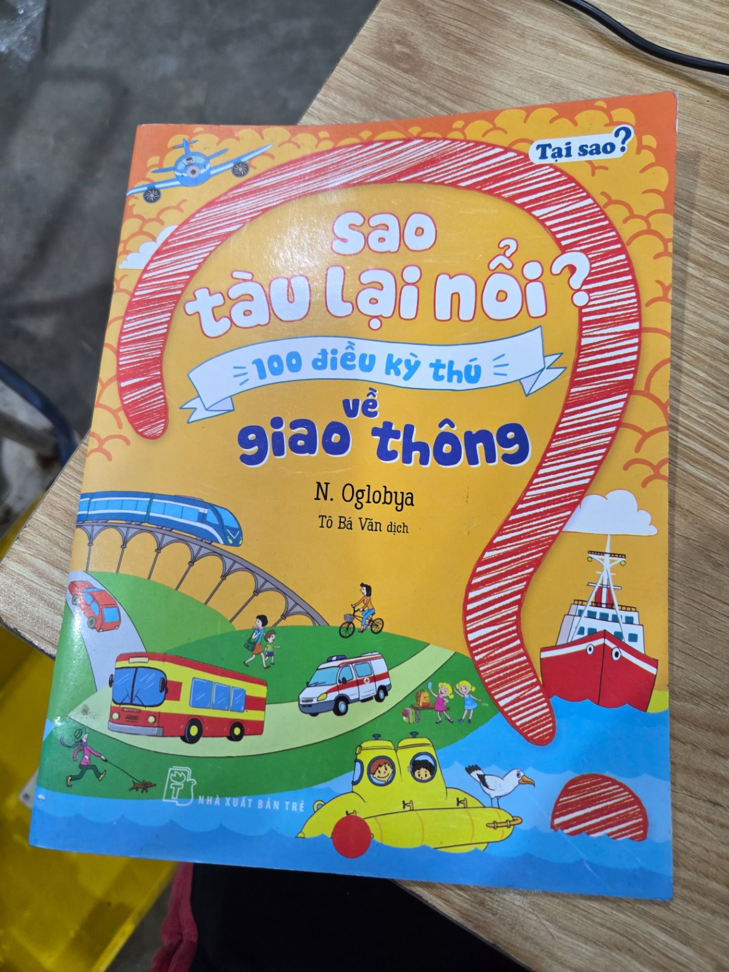 Sách Tại Sao? Sao Tàu Lại Nổi?