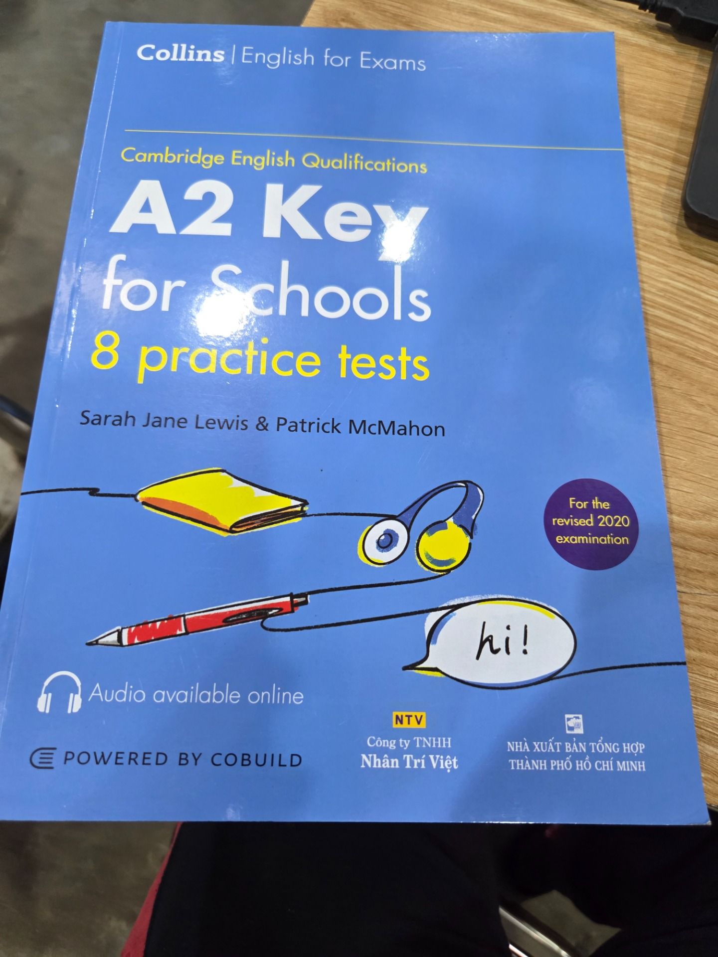 Sách Cambridge English Qualification A2 Key for School - 8 Practice Tests (Quét mã MP3 để nghe file)
