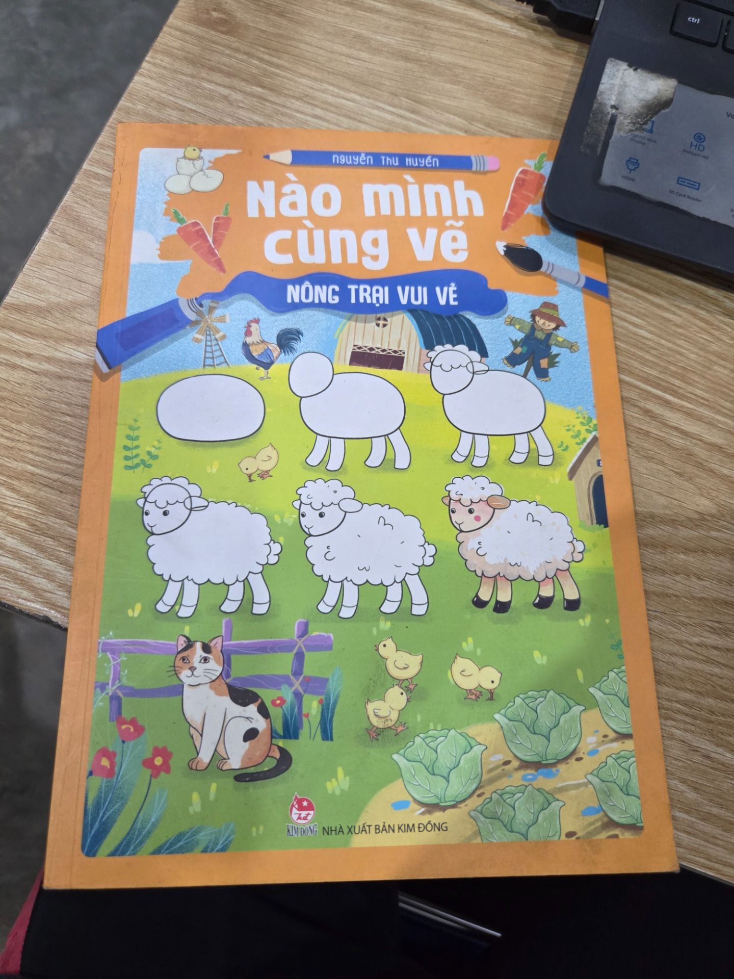Sách Nào Mình Cùng Vẽ - Nông Trại Vui Vẻ