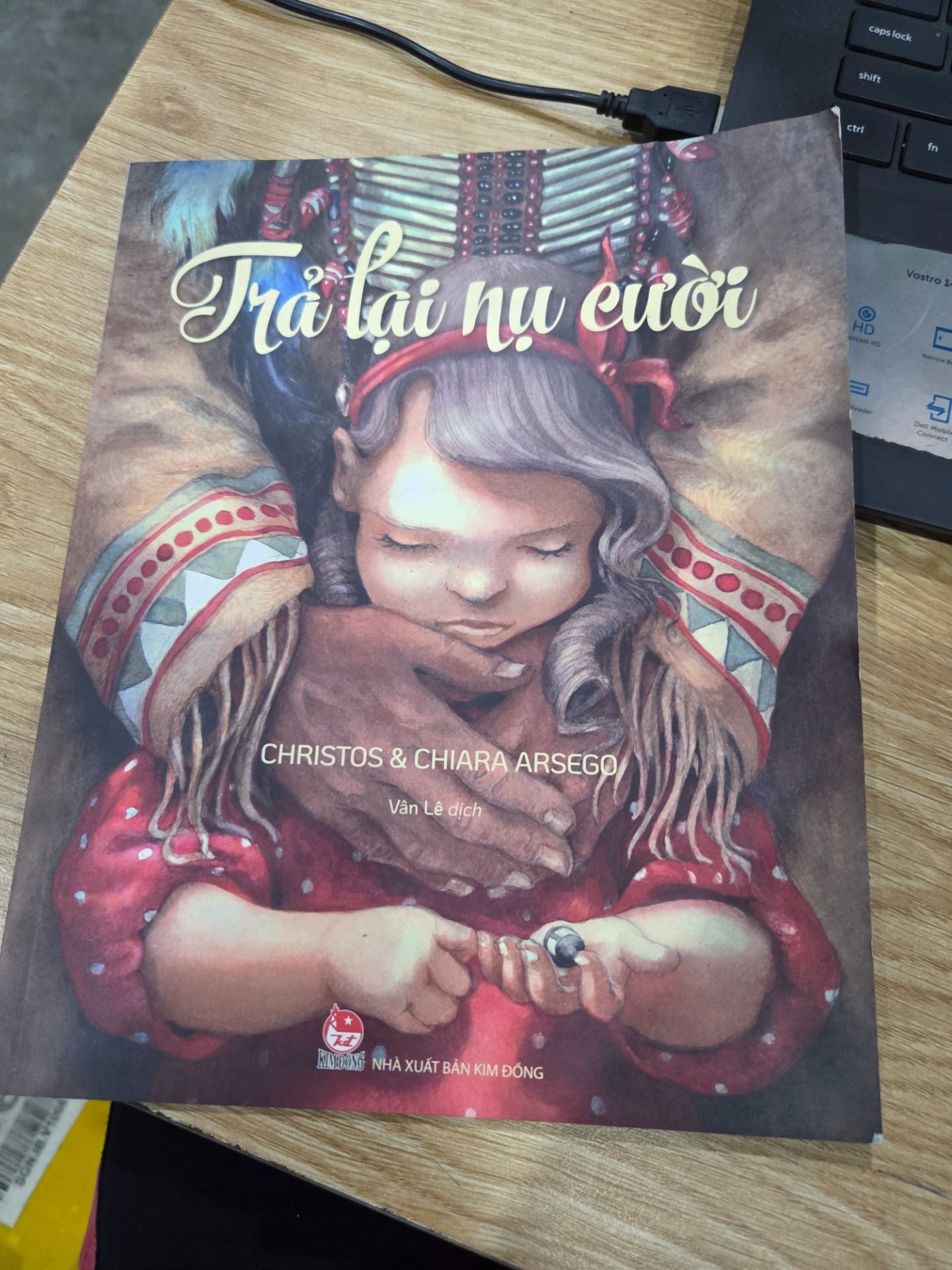 Sách Trả Lại Nụ Cười