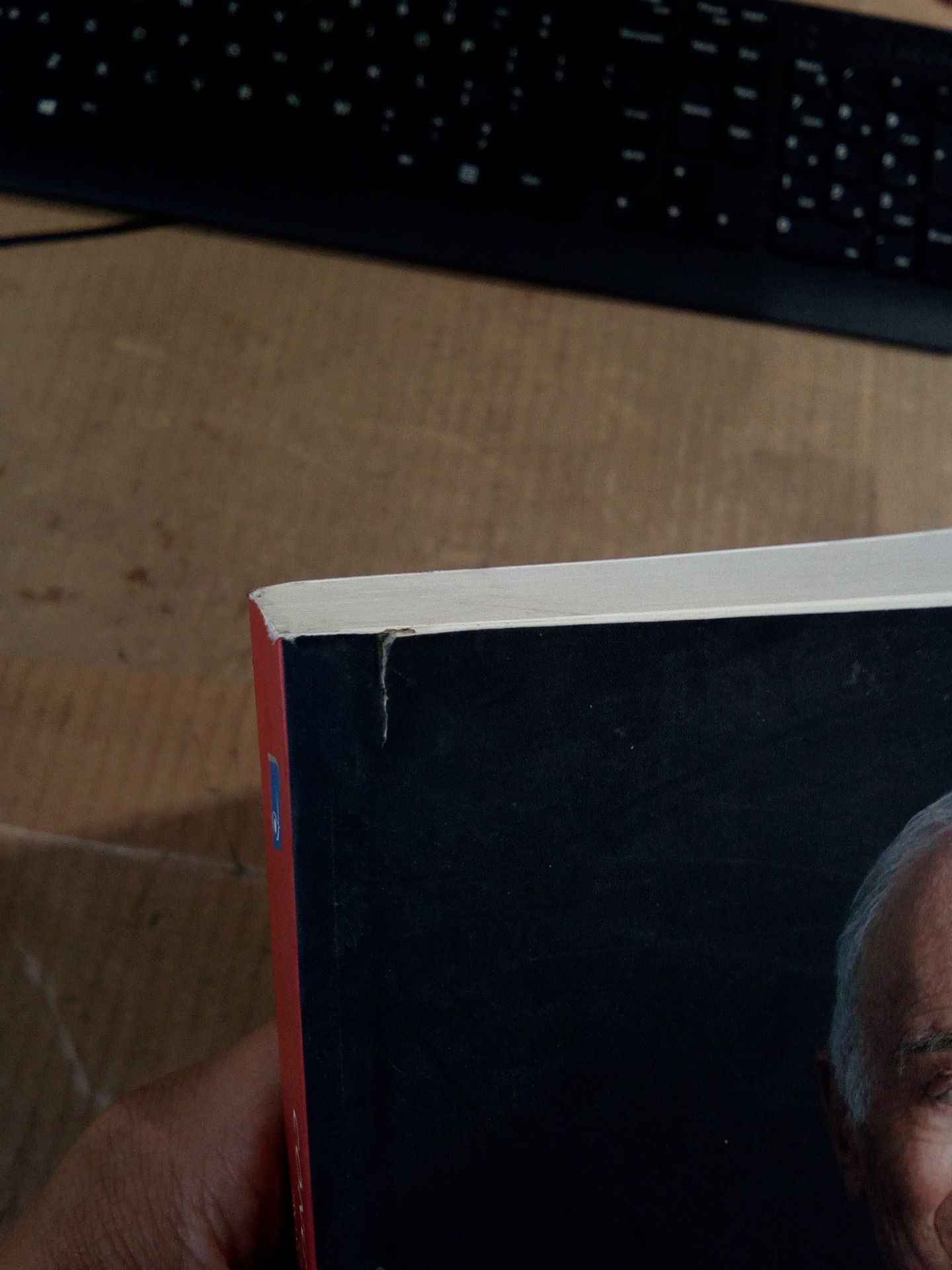 Sách Công Ty Tôi Gìn Giữ - Cuộc Đời Của Tôi Trong Ngành Mỹ Phẩm