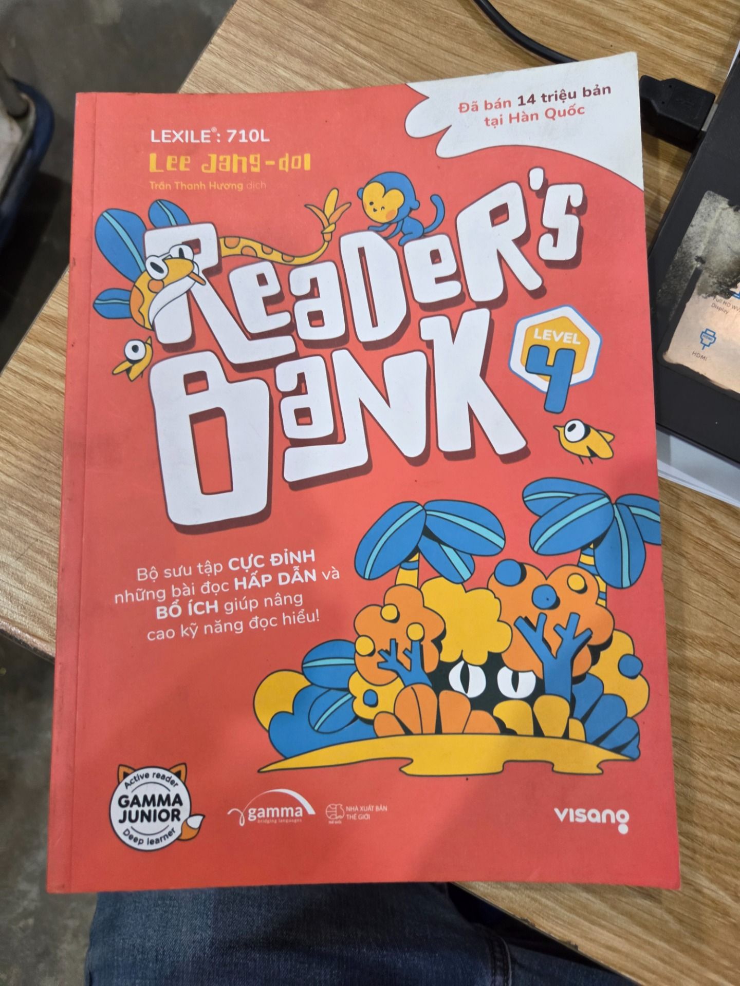 Sách Reader'S Bank Series 4