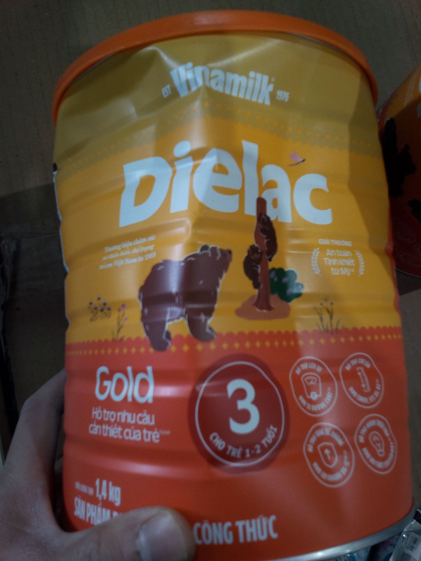 Sữa bột Vinamilk Dielac Alpha Gold 3 1400g (cho trẻ từ 1 - 2 tuổi)