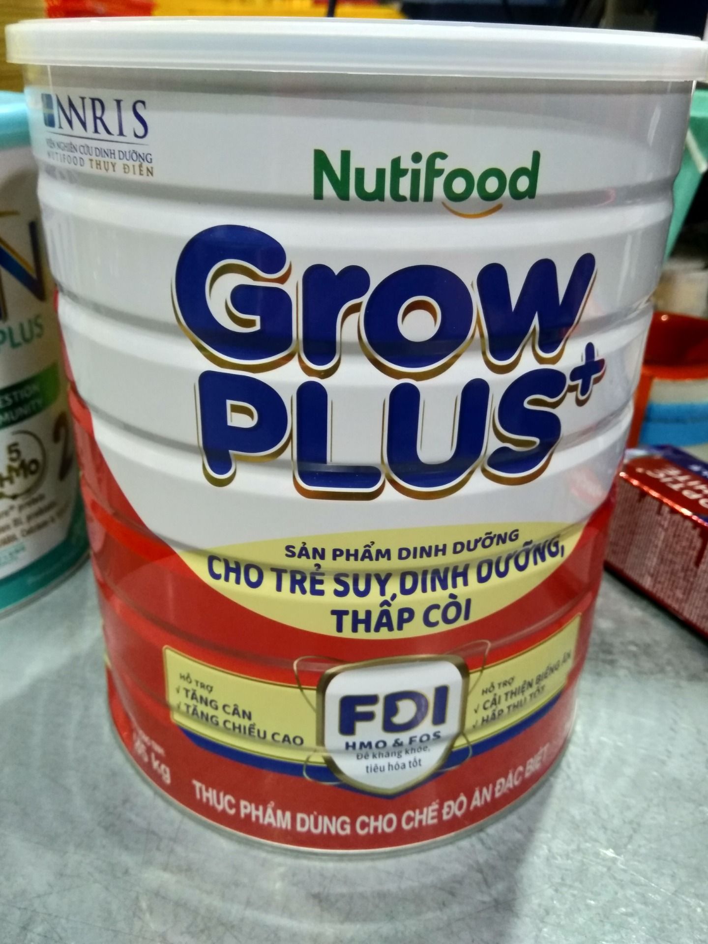 Sữa bột Nutifood GrowPLUS+ Suy Dinh Dưỡng (Đỏ) 1+ Lon 1,65KG