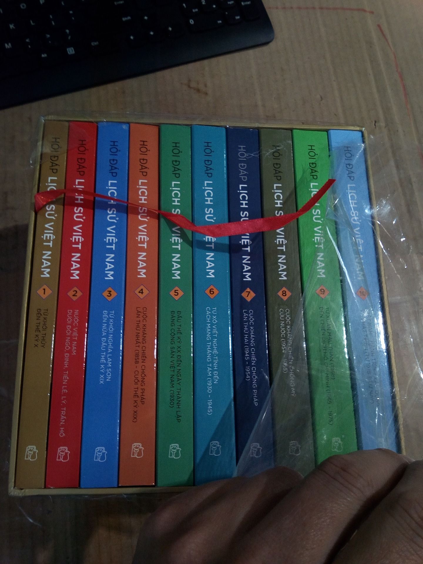 Bộ sách Hỏi đáp lịch sử Việt Nam (Từ khởi thủy đến nay) Combo 10 cuốn và lẻ - Hộp trọn bộ 10 tập