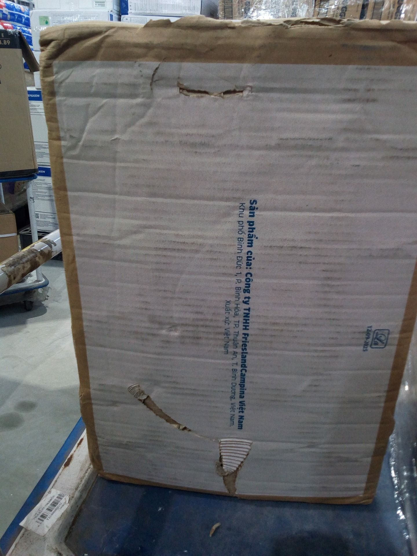 Thùng 48 hộp Sữa đặc có đường Dutch Lady cao cấp (48 hộp x 380g)