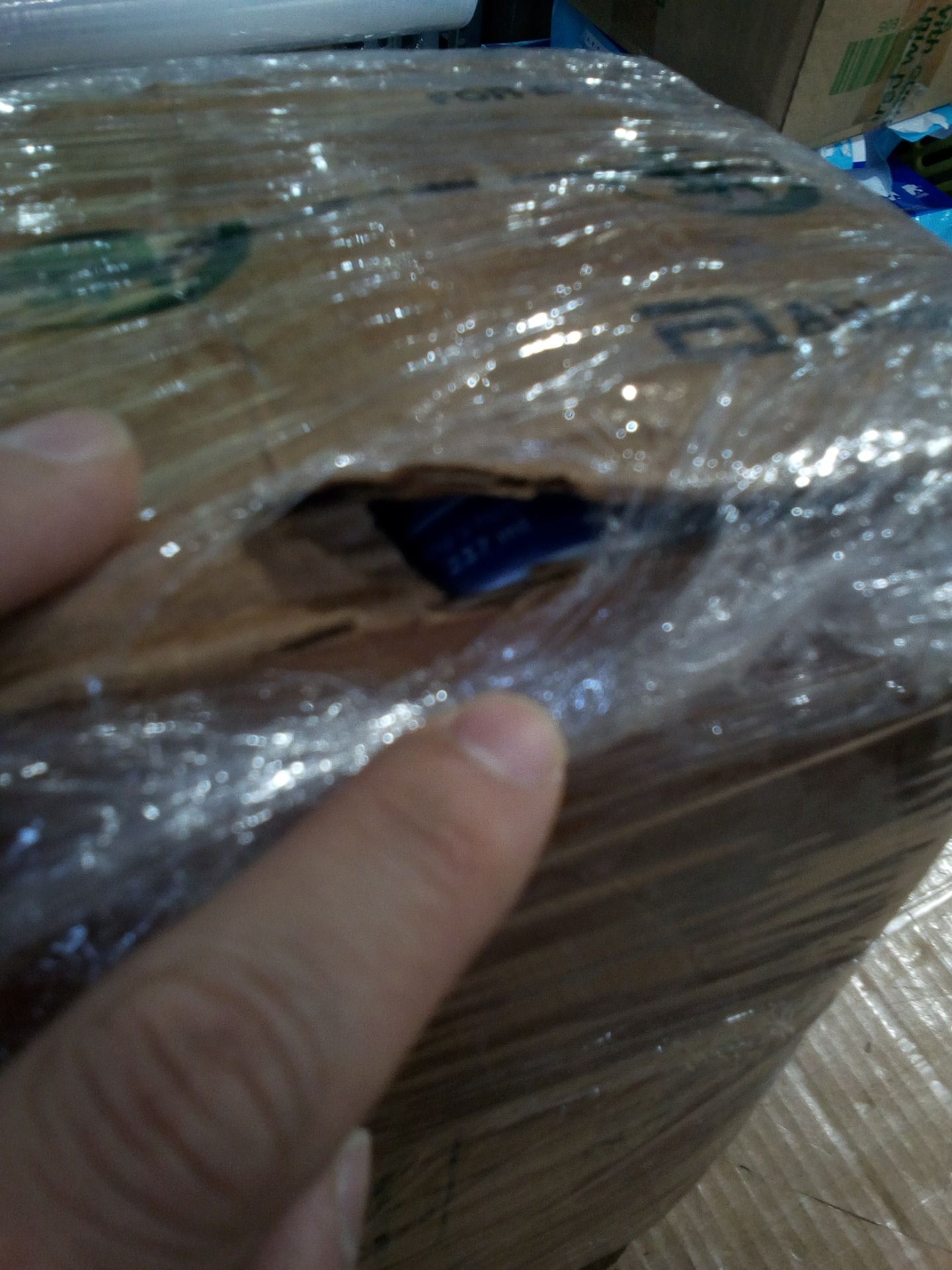 Thùng 24 Chai Sữa Nước Abbott Ensure 237ml