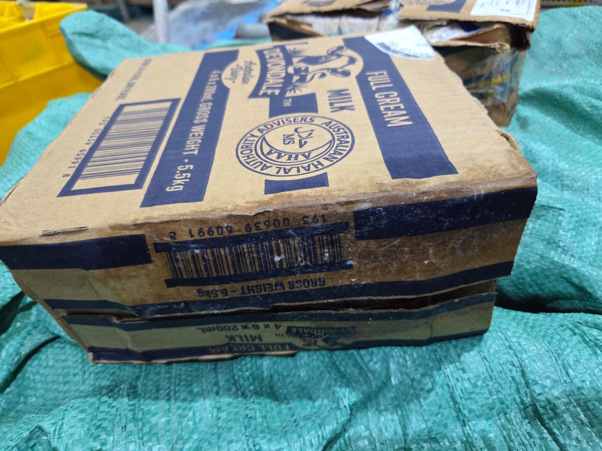 Thùng 4 Lốc Sữa Nguyên Kem Devondale Fullcream (4 x 6 x 200Ml)