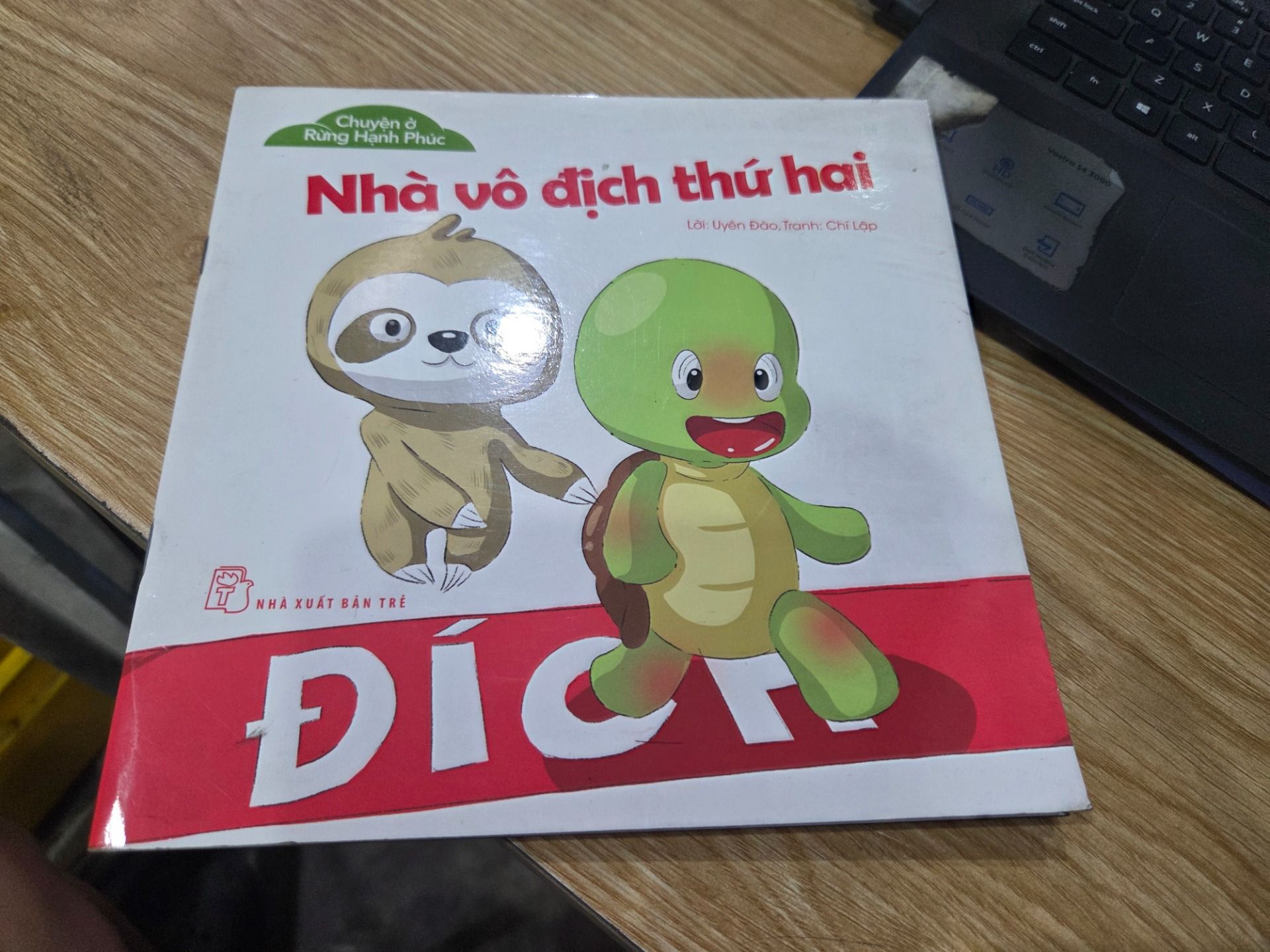 Bộ sách Chuyện ở Rừng Hạnh Phúc - Nhà vô địch thứ hai