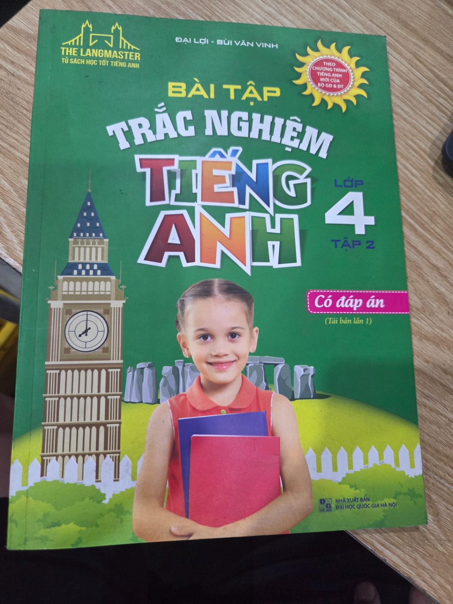 Sách The Langmaster - Bài Tập Trắc Nghiệm Tiếng Anh Lớp 4 Tập 2 (Tái Bản Lần 01-2020)